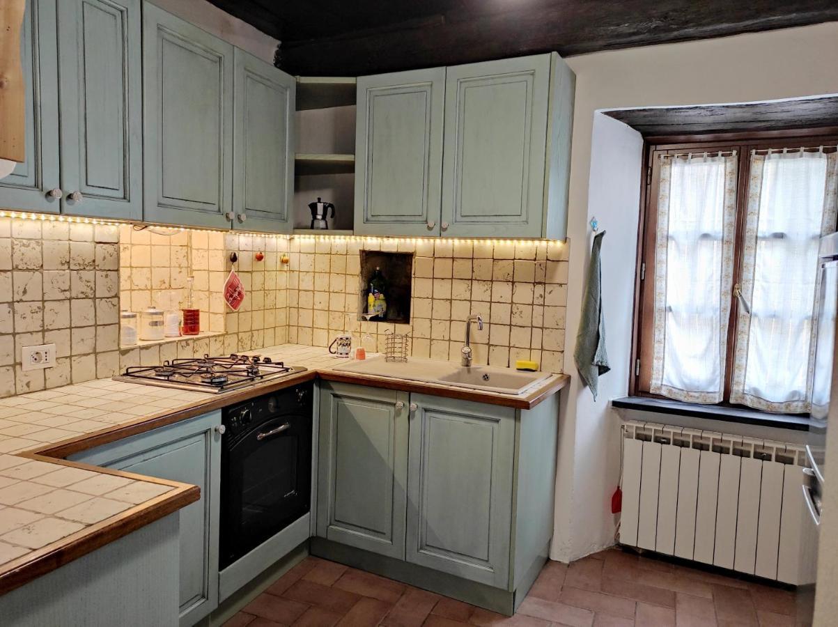 Antico Borgo Apartment Брунято Екстериор снимка