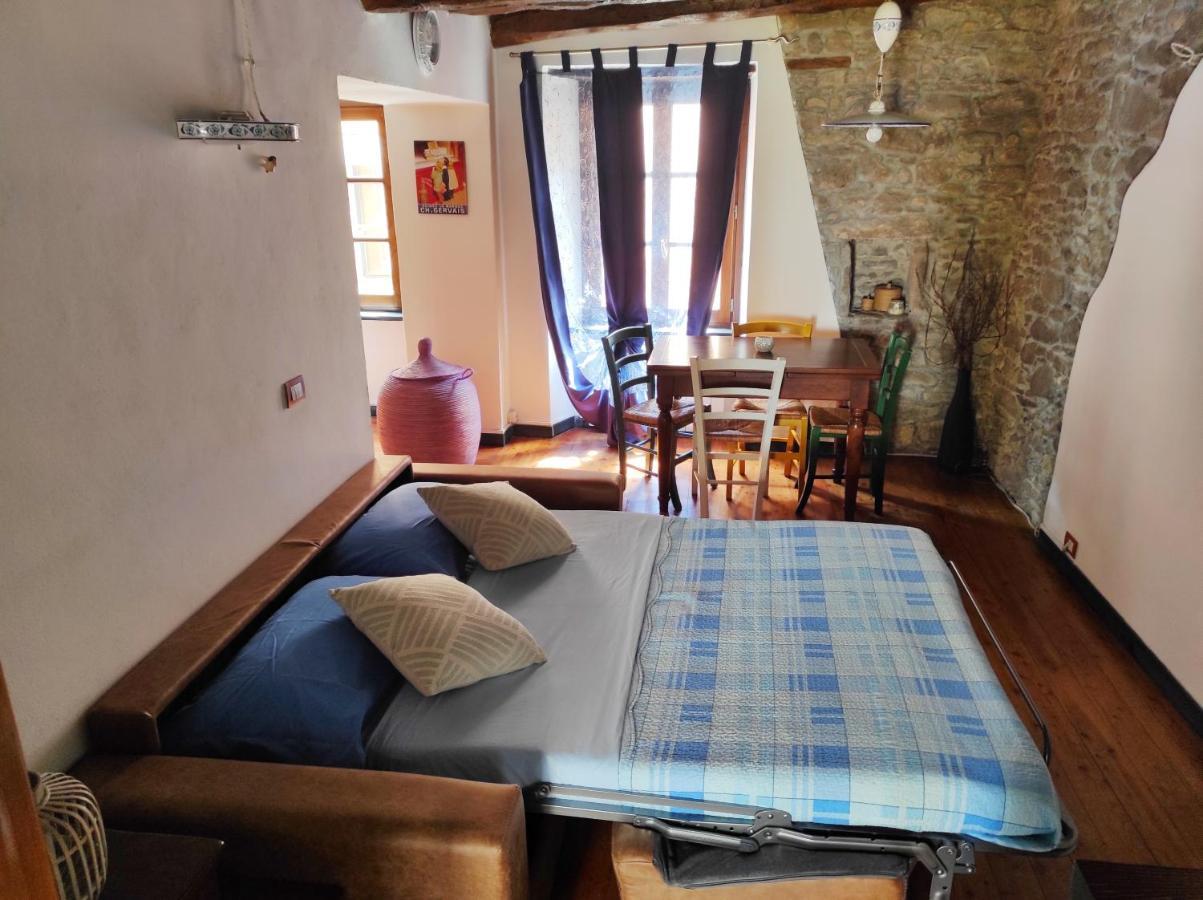Antico Borgo Apartment Брунято Екстериор снимка