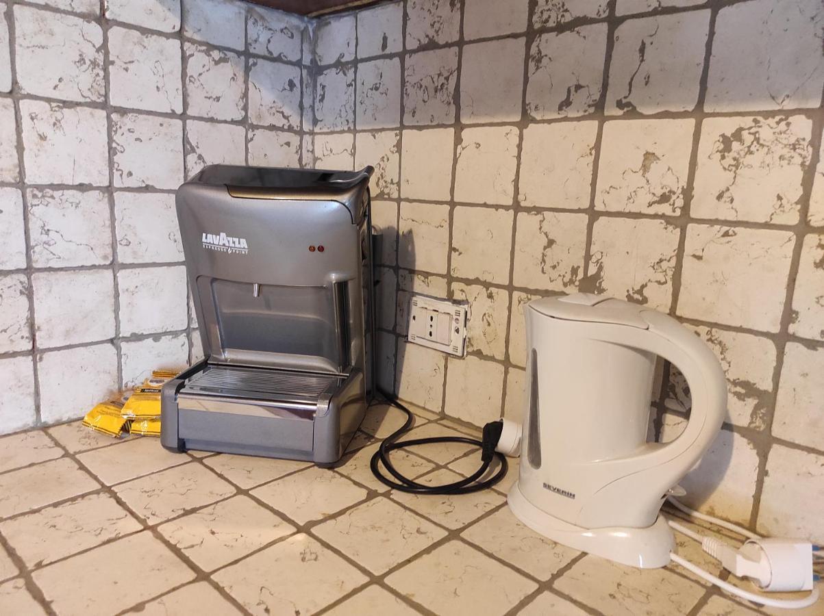 Antico Borgo Apartment Брунято Екстериор снимка